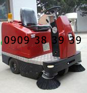 XE NGỒI LÁI QUÉT RÁC CLEAN TECH CT_7800